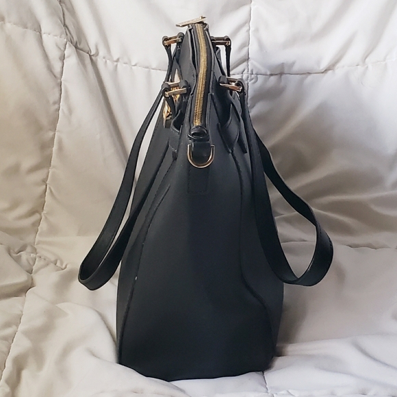 Micheal Michael Kors Hamilton Traveler Black Bag - Picture 3 of 11